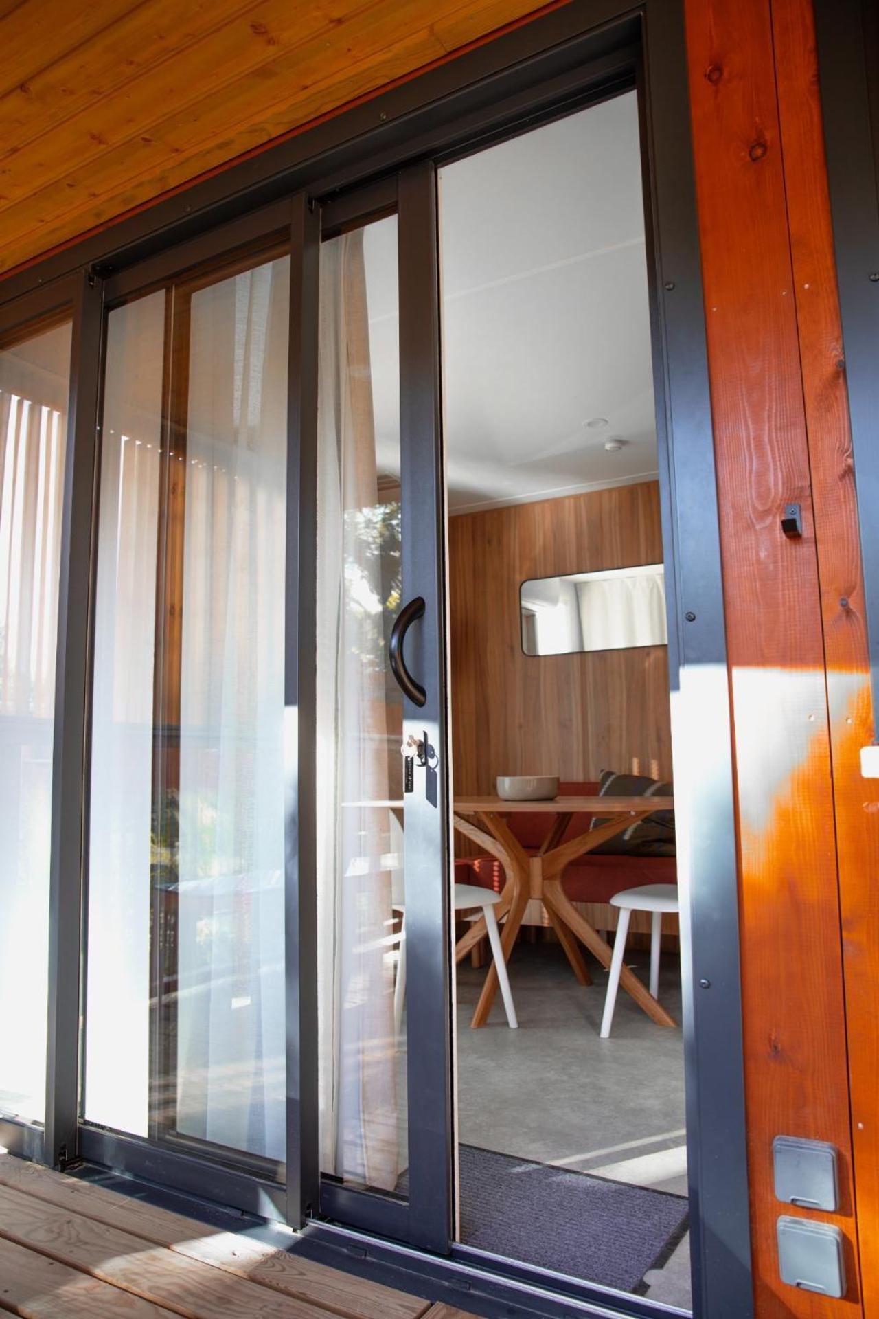 Rives D'Arc Hotell Vallon-Pont-dʼArc Rum bild